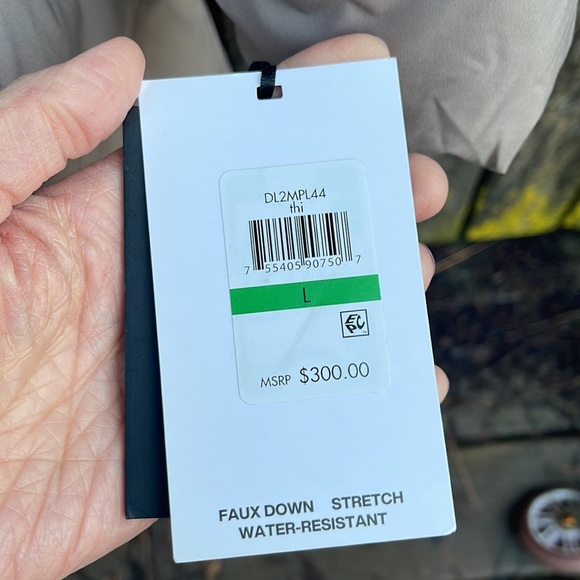 DKNY Tan Puffer Coat Nwt Tan Hood Belted Long Jacket Faux Down Water Resistant - Picture 4 of 9